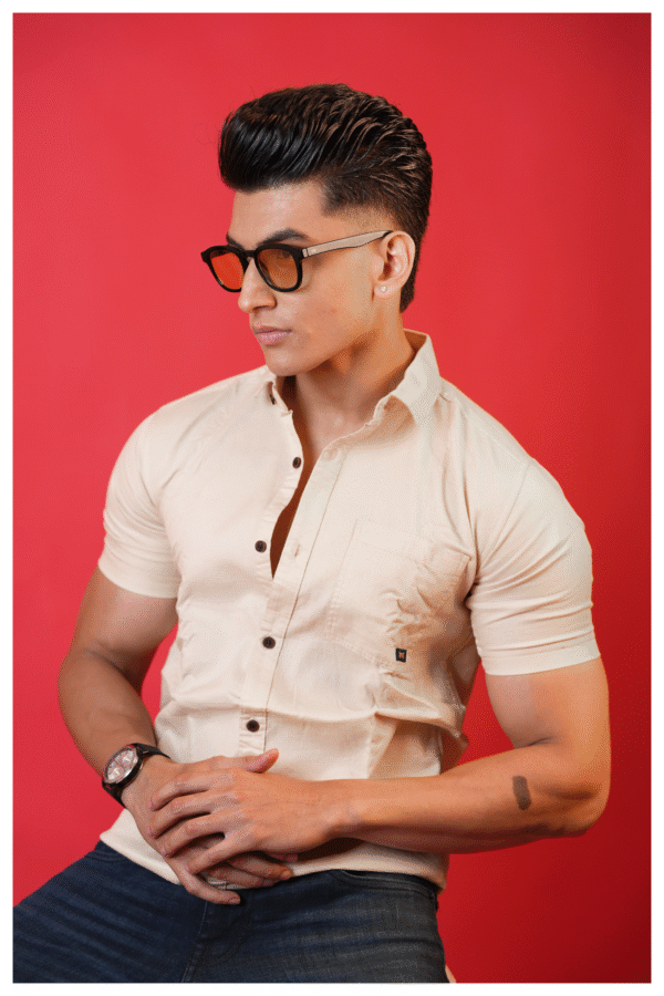 men's short-sleeved casual button-down shirt