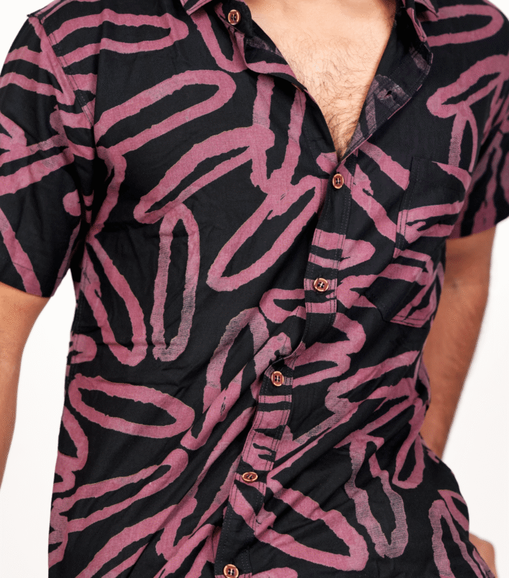 men’s short-sleeve button-down shirt