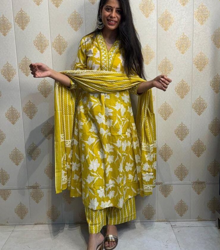 KURTA PENT WITH DUPATTA SUIT SET