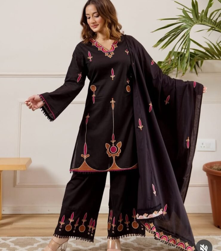 SHORT KURTI STRAIGHT PANT DUPATTA SETS