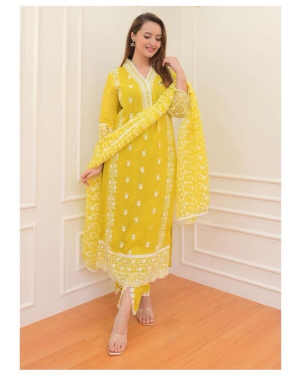 Pakistani suit