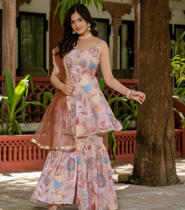 EXCLUSIVE 3 PIECES KURTI