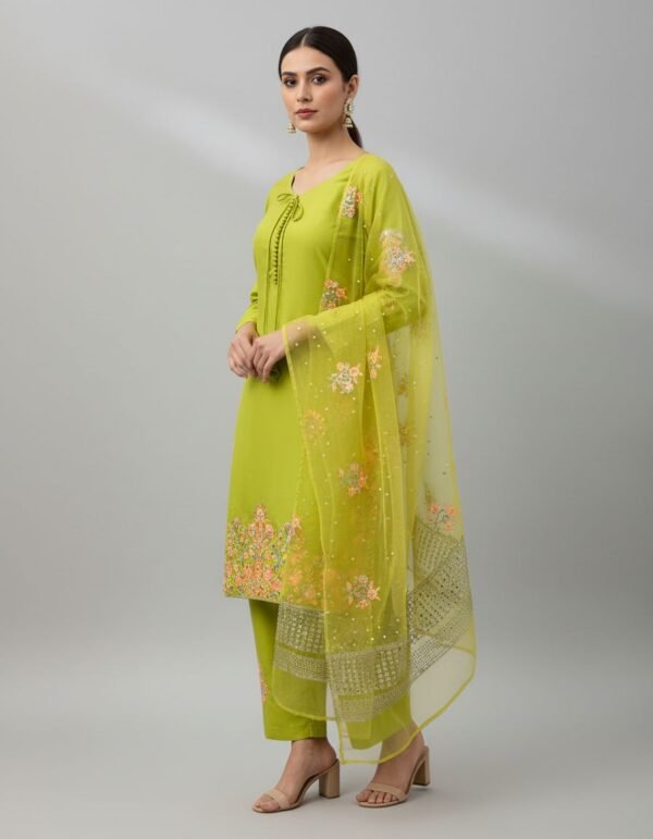 Natural Crep Silk Top-Bottom And Dupatta Setv
