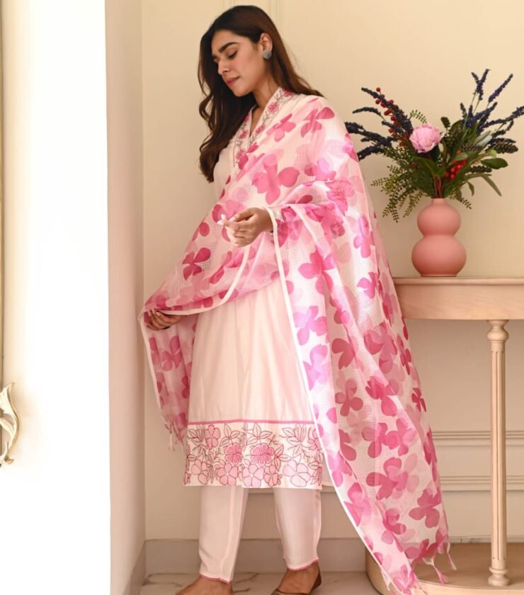 beautiful 3 peace set in cotton flex